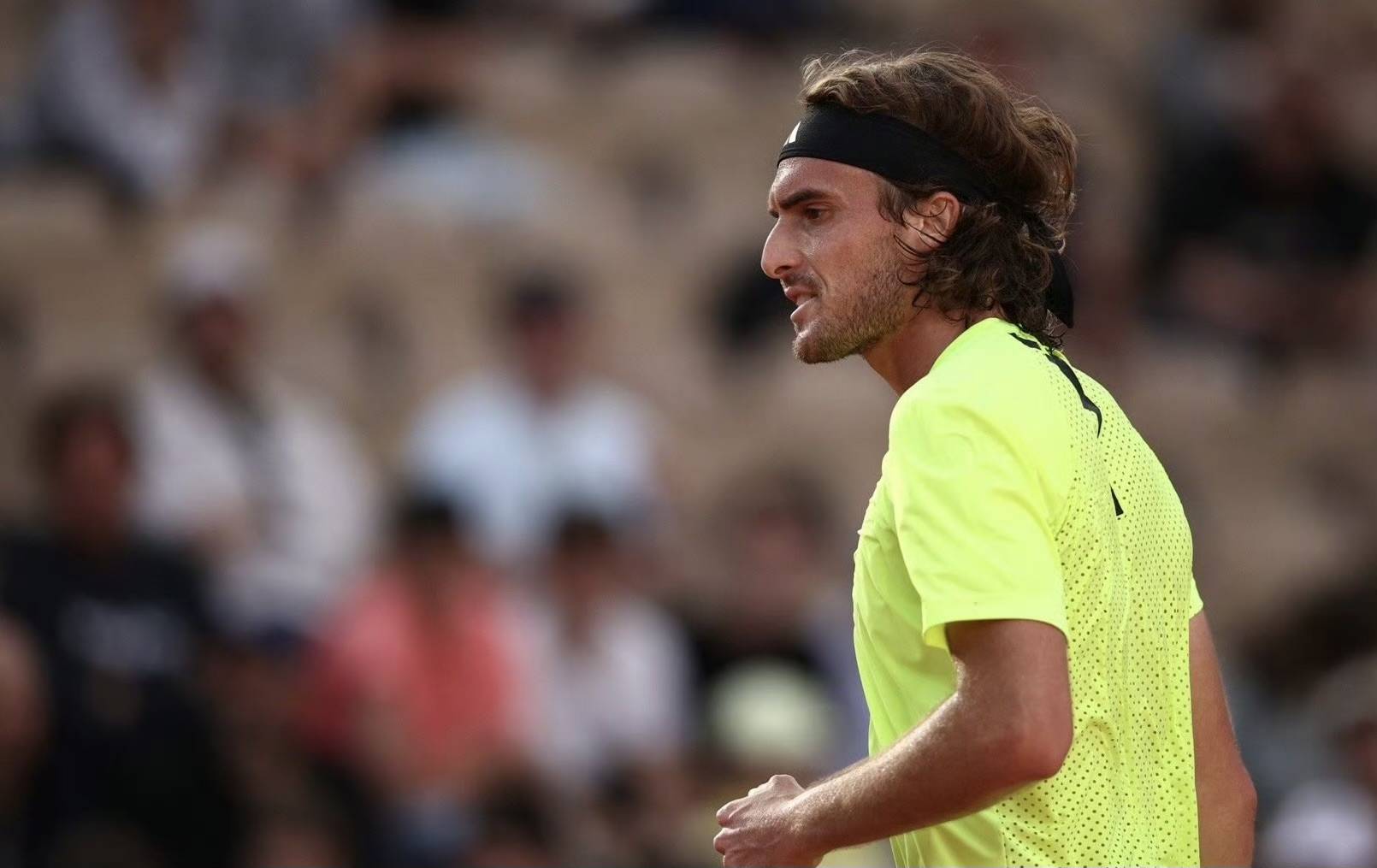 ATP总决赛轻取法网,西西帕斯关键制胜 ATP总决赛轻取法网,西西帕斯关键制胜