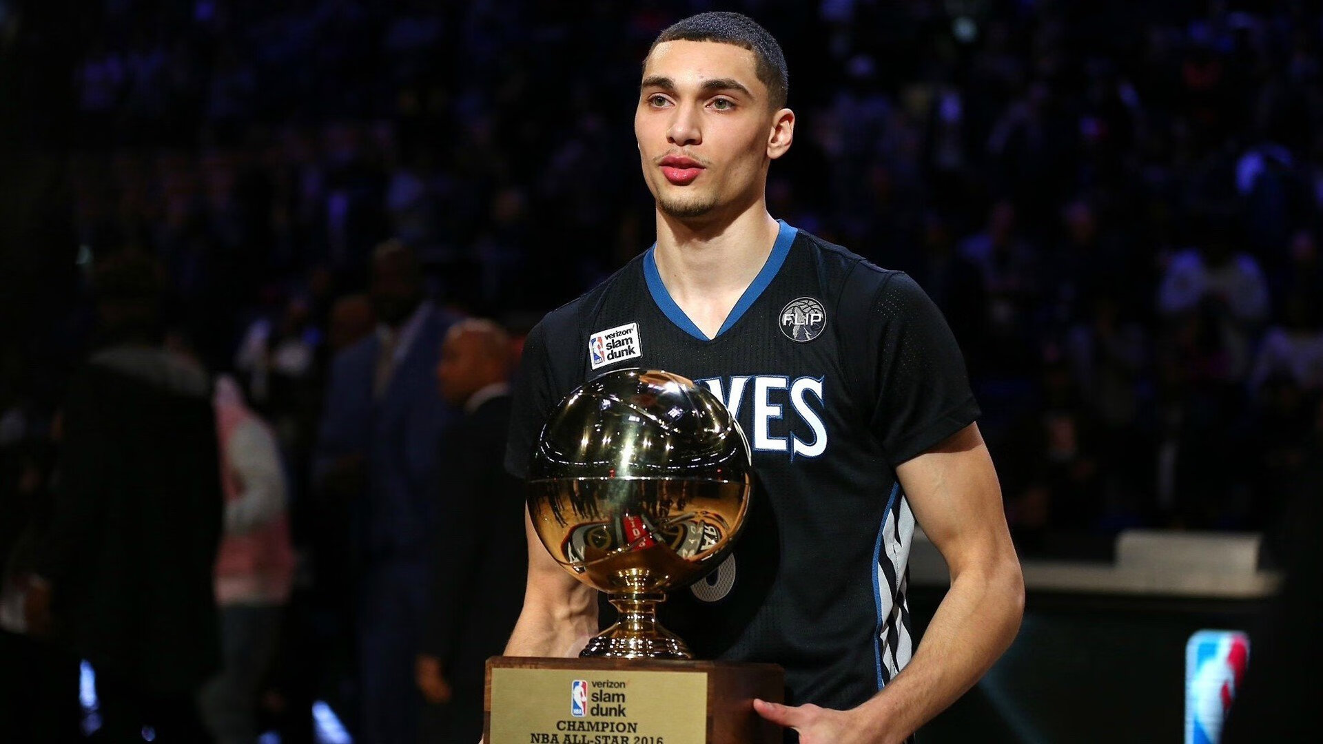 F1街道赛焦点战，当引擎轰鸣遇见篮球心跳，森林狼如何斩落快船？