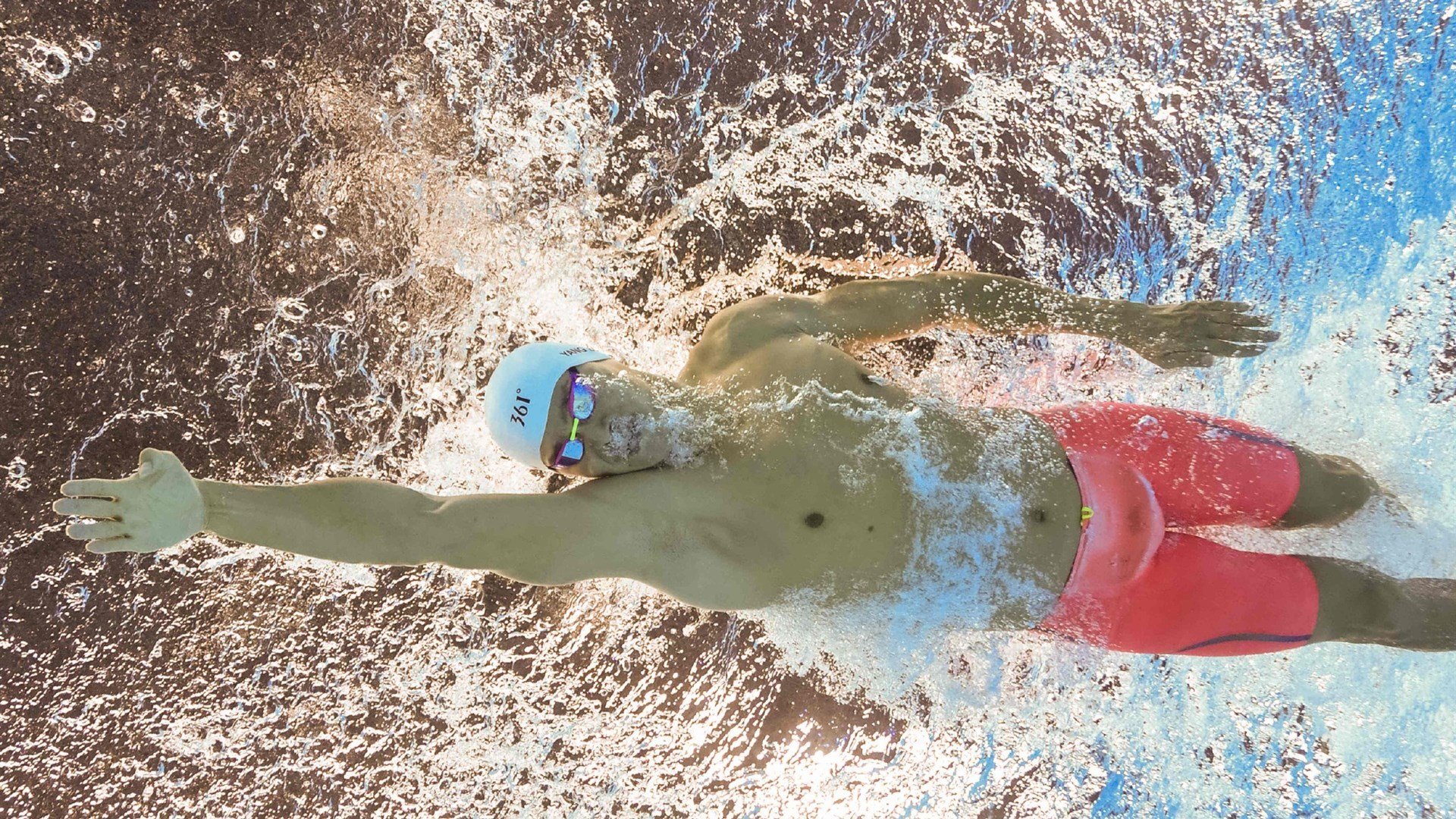 阿坎吉一肩扛起瑞士,突尼斯横扫澳大利亚背后,足球小国的生存法则